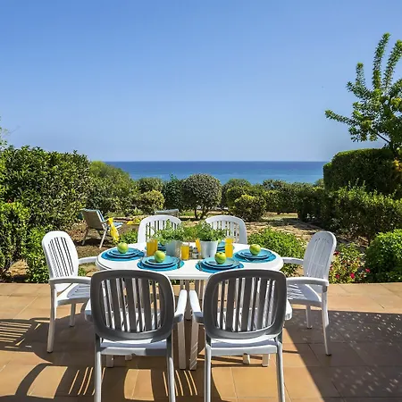 Sirina Lina Beachfront Otel 3*